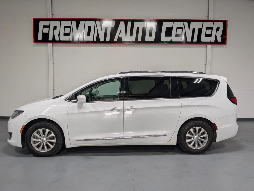 2018 CHRYSLER Pacifica