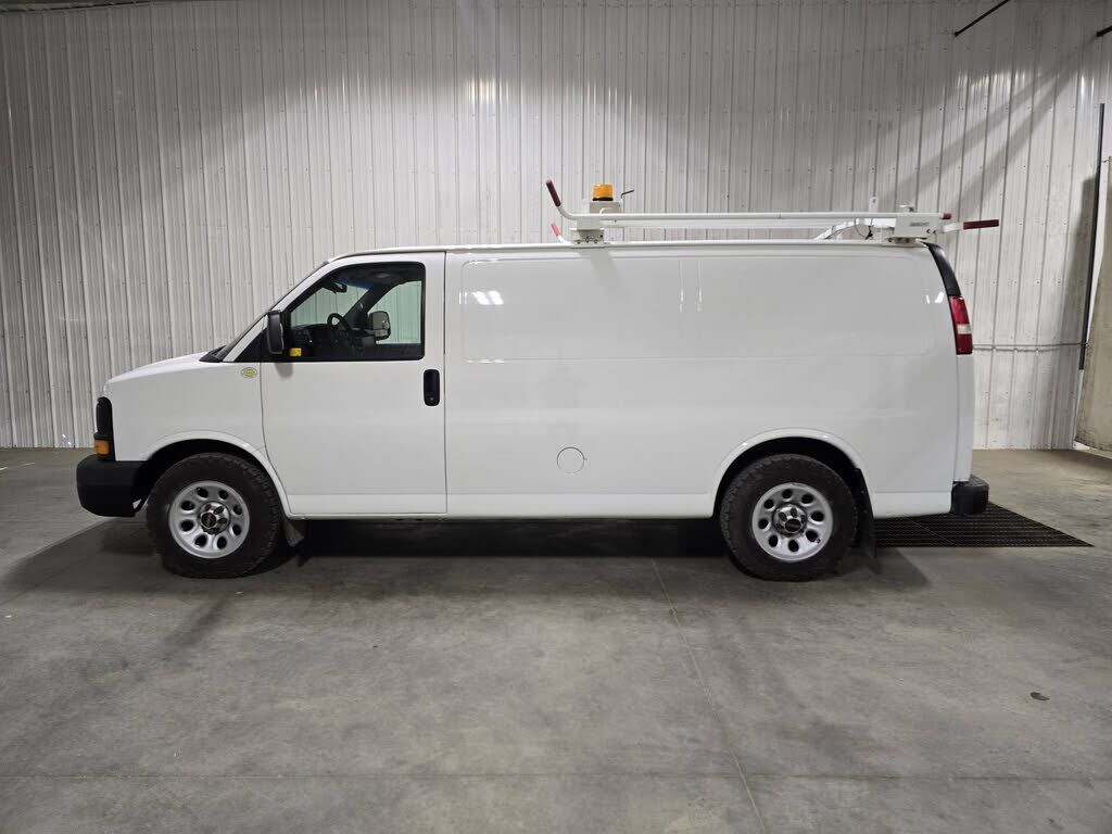 GMC Savana