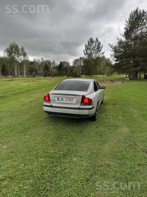 Volvo S60