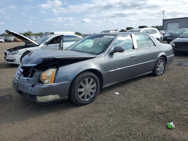 Cadillac DTS