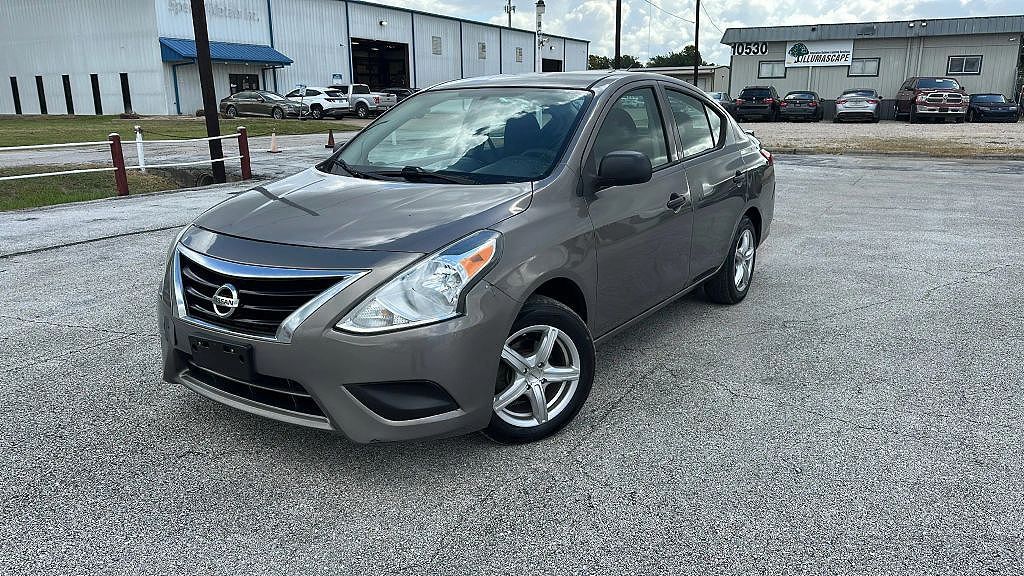 Nissan Versa