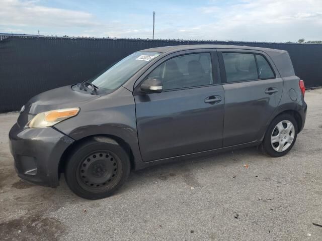 Toyota SCION xD