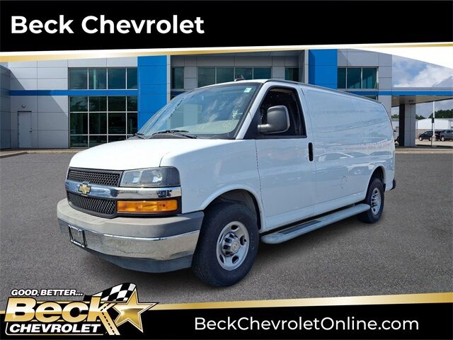 2023 CHEVROLET Express