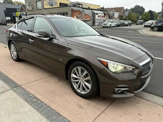 Infiniti Q50