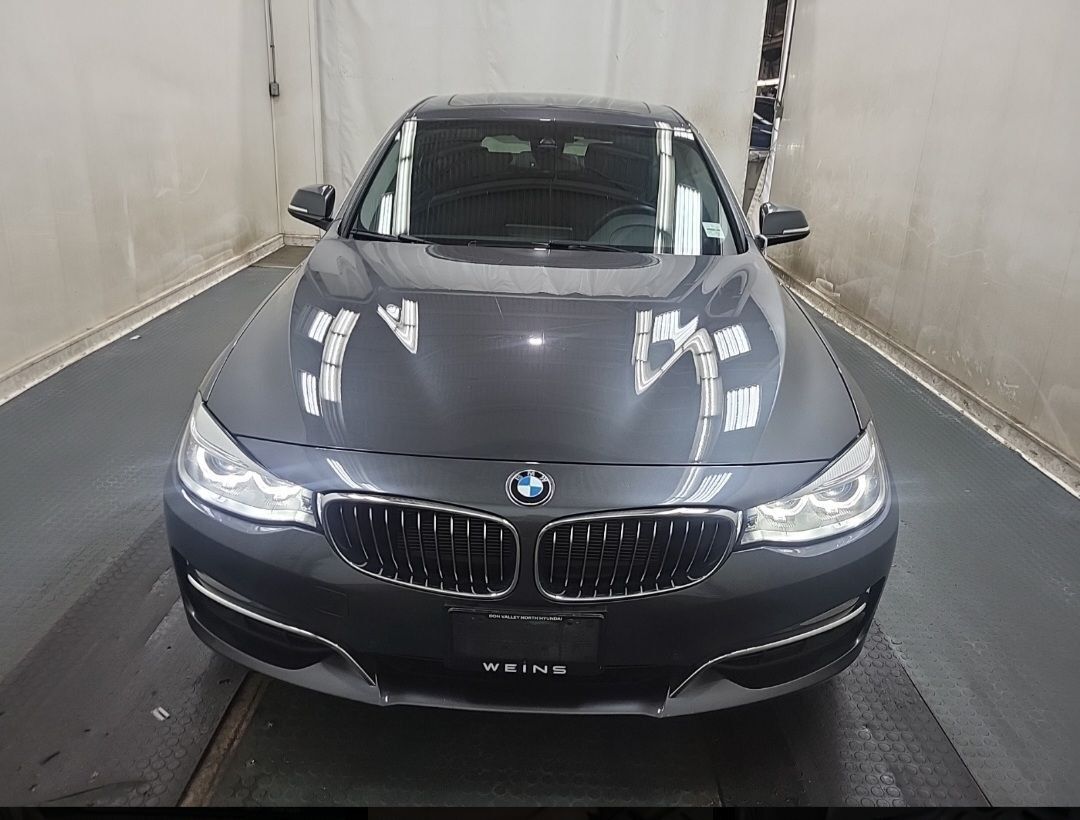 BMW 328i