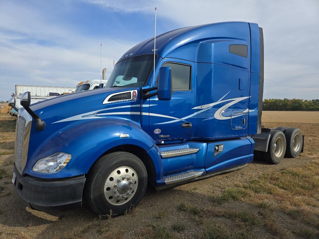 2015 KENWORTH T680