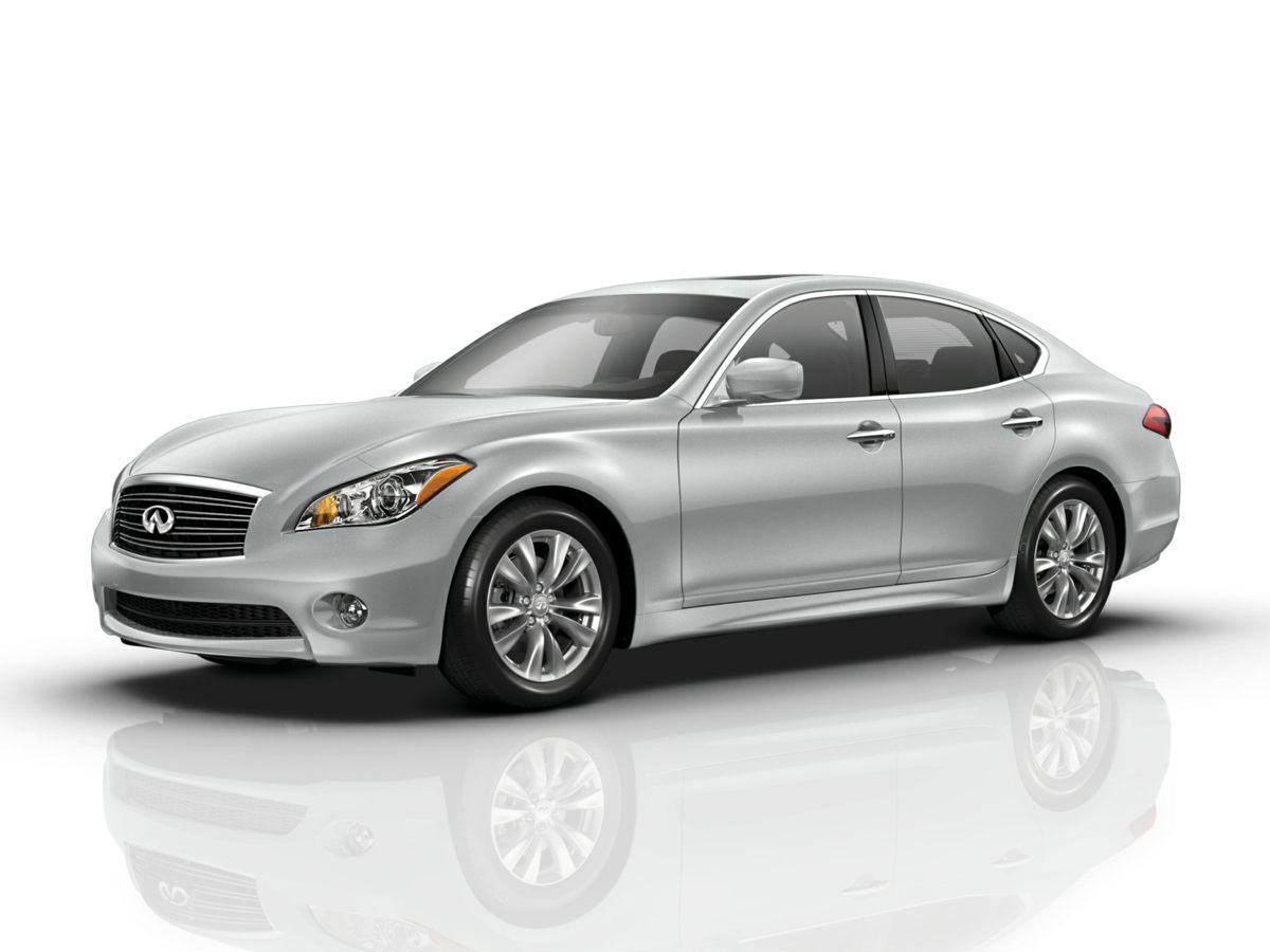 Infiniti M37
