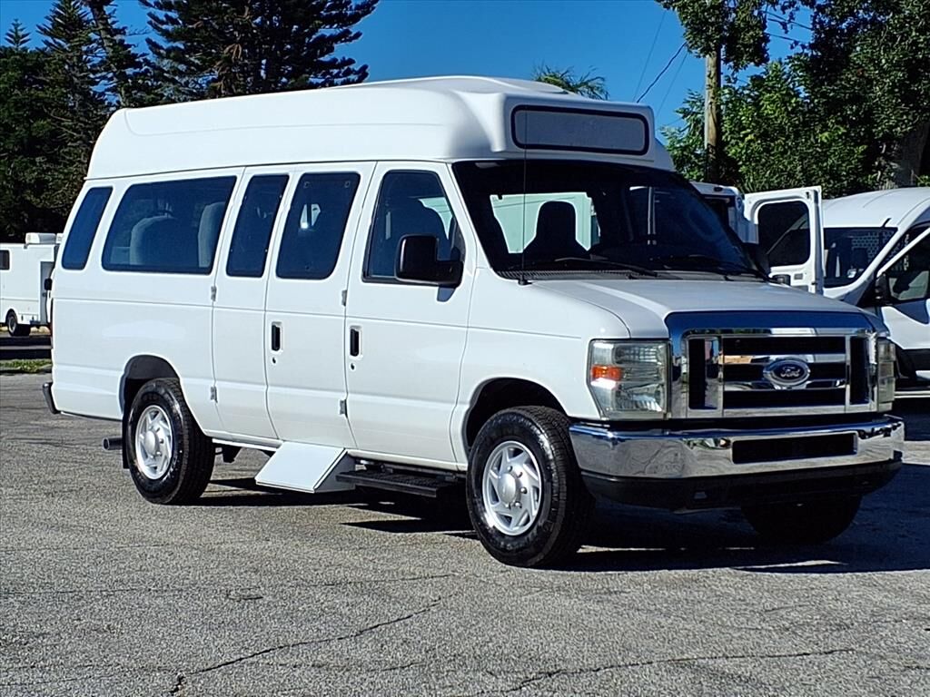 Ford E-250