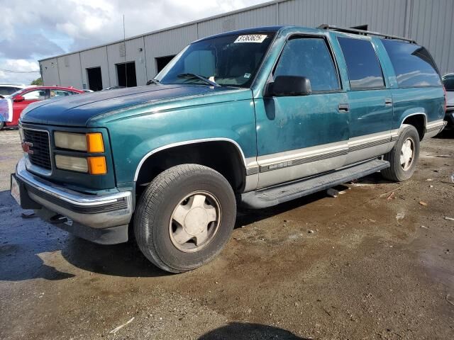 GMC Suburban