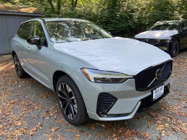 2026 VOLVO XC60