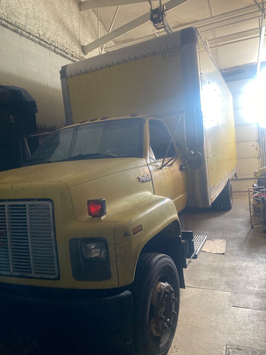 GMC C6