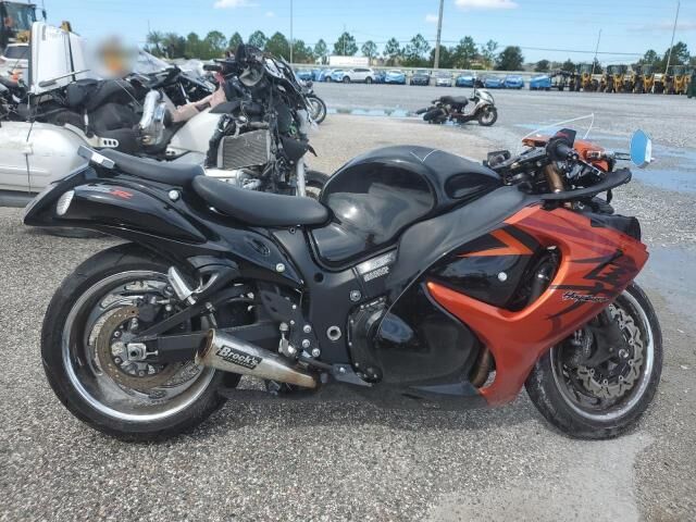 Suzuki GSX1300R