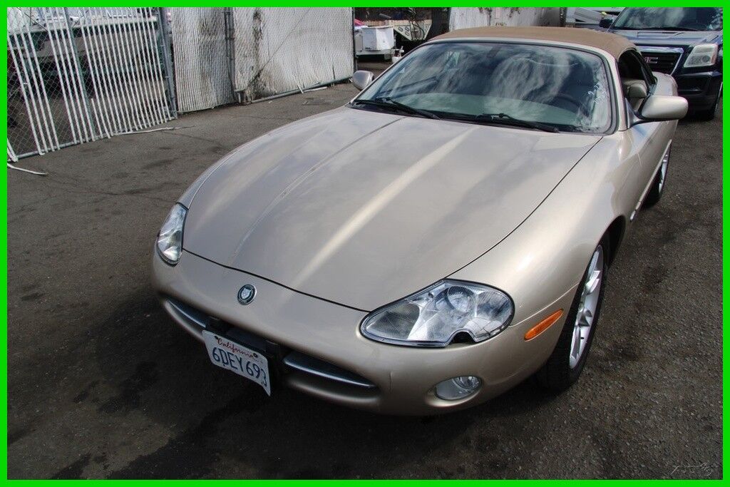 Jaguar XK8