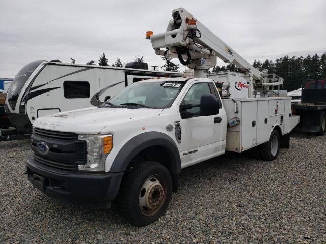 Ford F-550