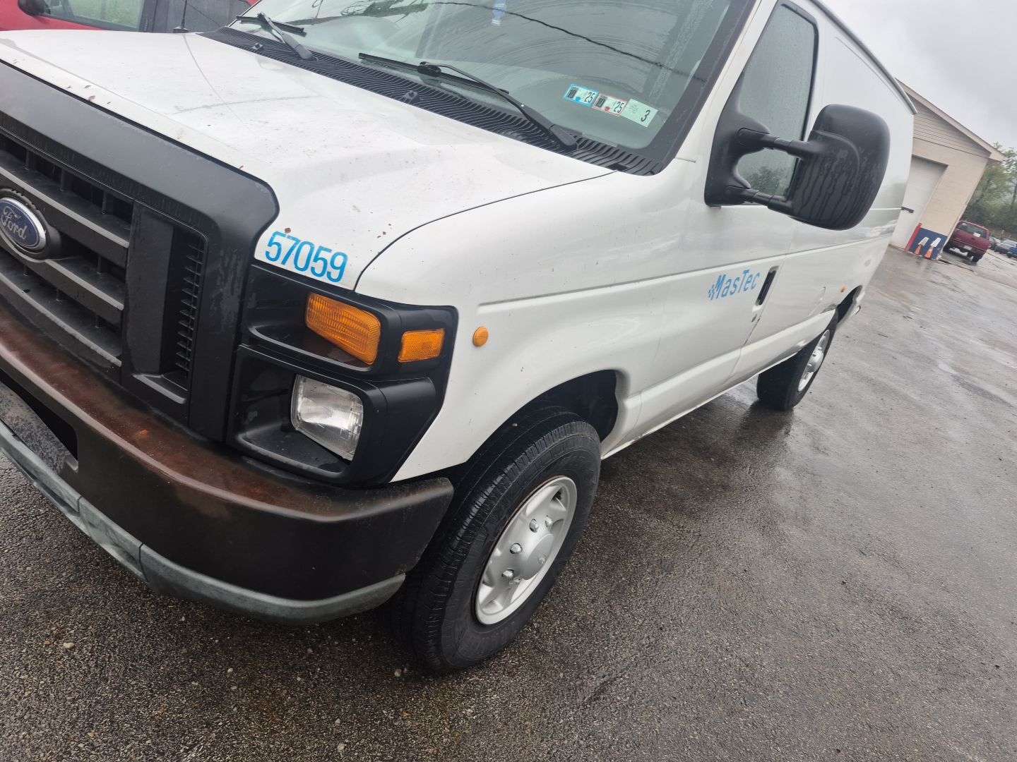 Ford E-250