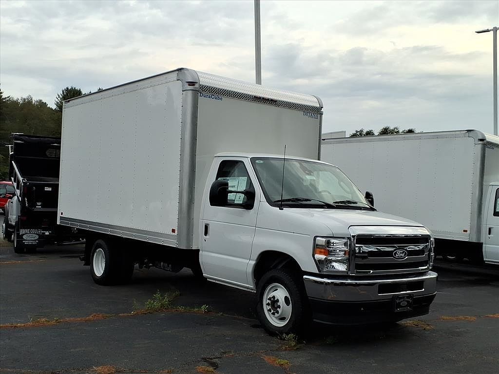 2026 FORD E-350