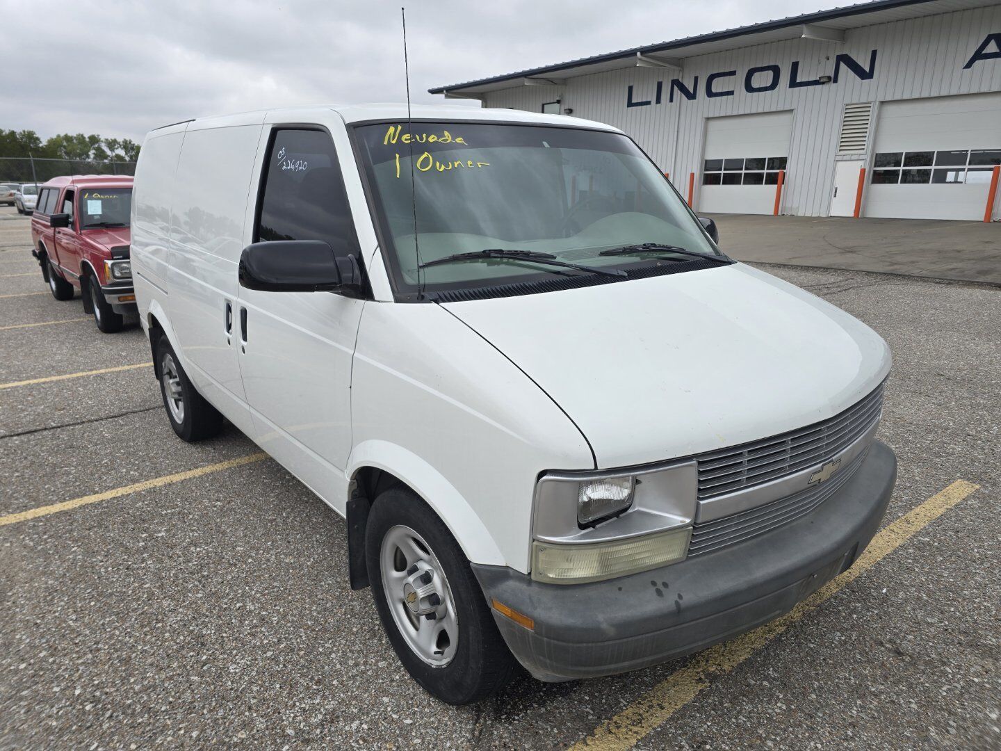 Chevrolet Astro Van