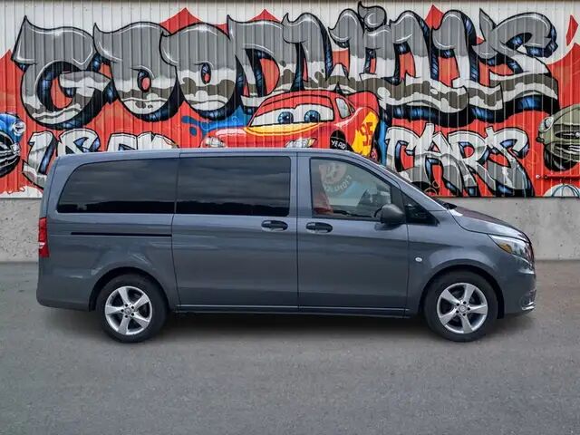 Mercedes-Benz METRIS