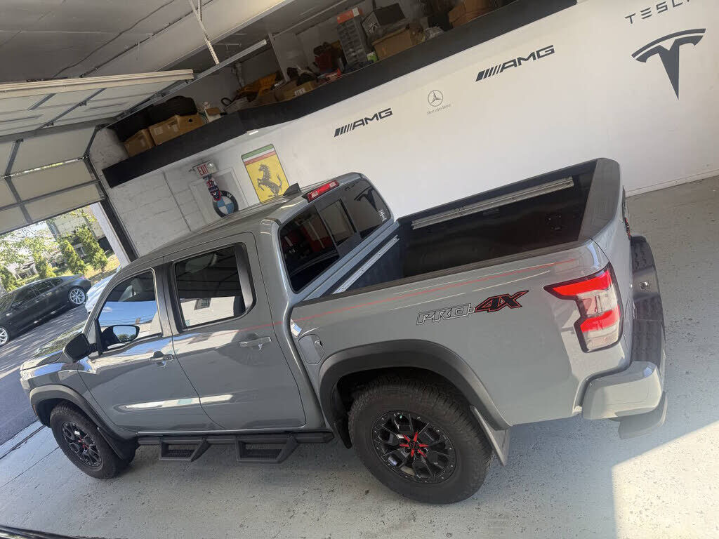 2022 NISSAN Frontier