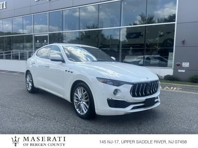 2022 MASERATI Levante