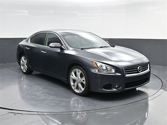 Nissan Maxima
