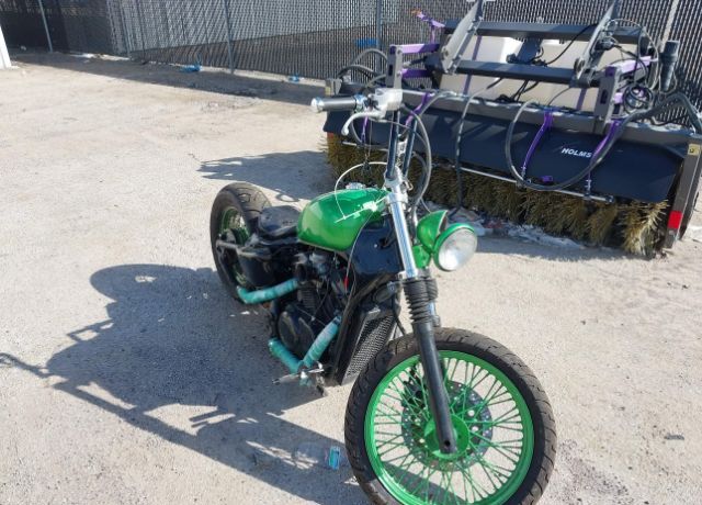 Honda VT600C (SHADOW VLX)