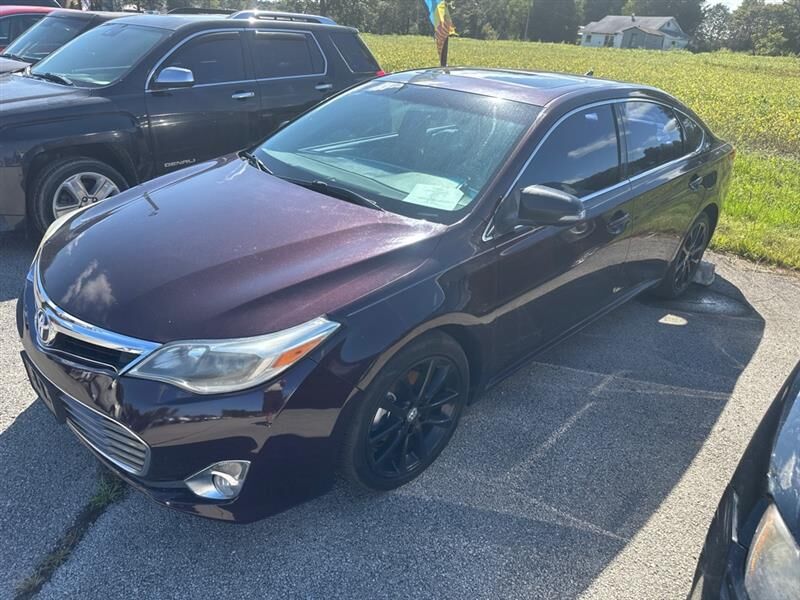 2013 TOYOTA Avalon