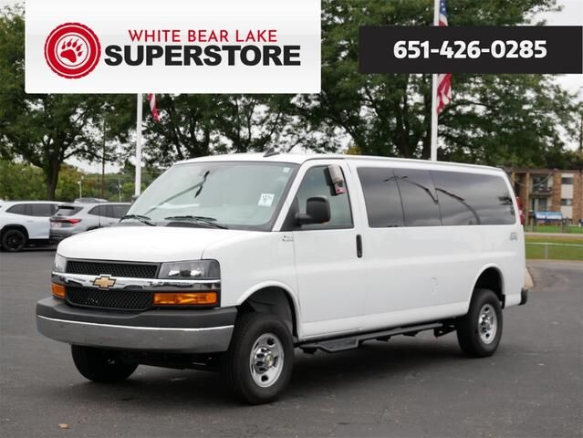 2024 CHEVROLET Express