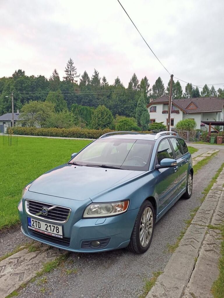 Volvo V50