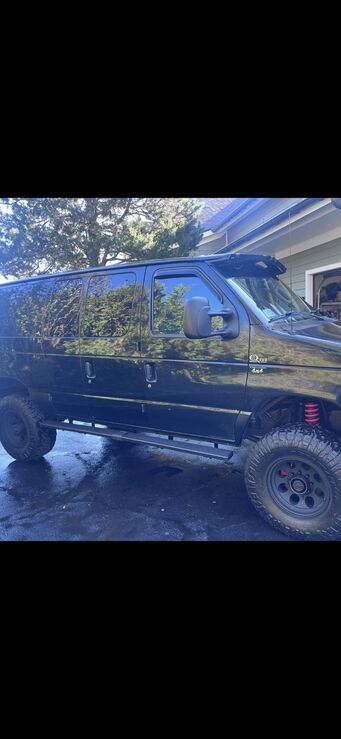 Ford E-350