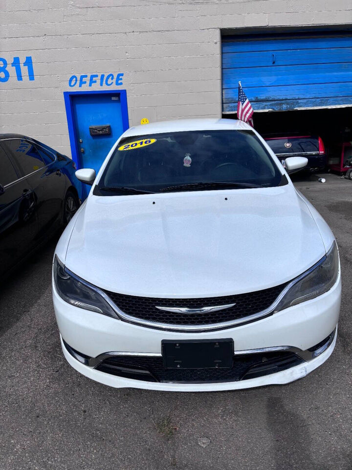 2016 CHRYSLER 200