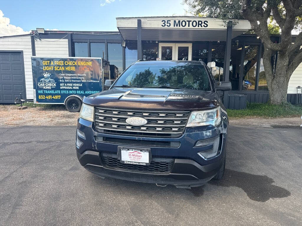 2017 FORD Explorer