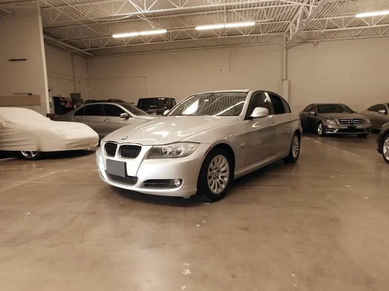 BMW 328i