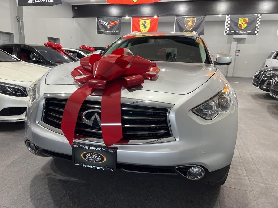 Infiniti FX35