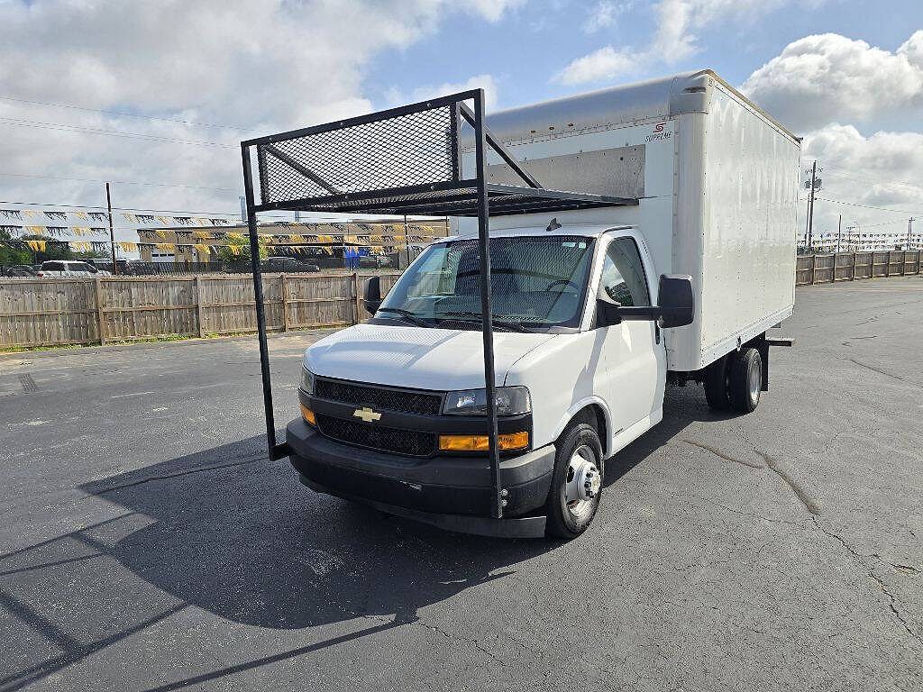 2019 CHEVROLET Express