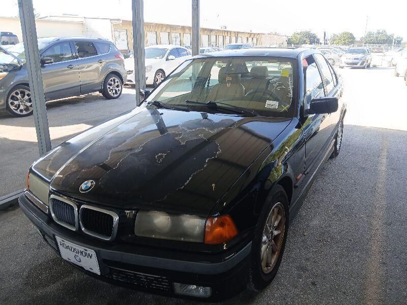 BMW 328i