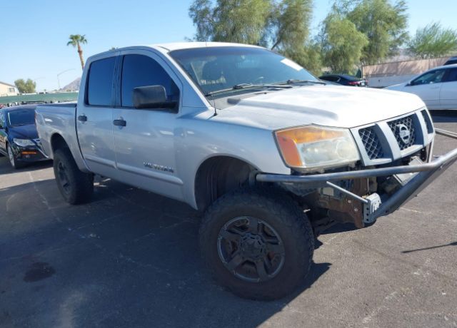 Nissan Titan