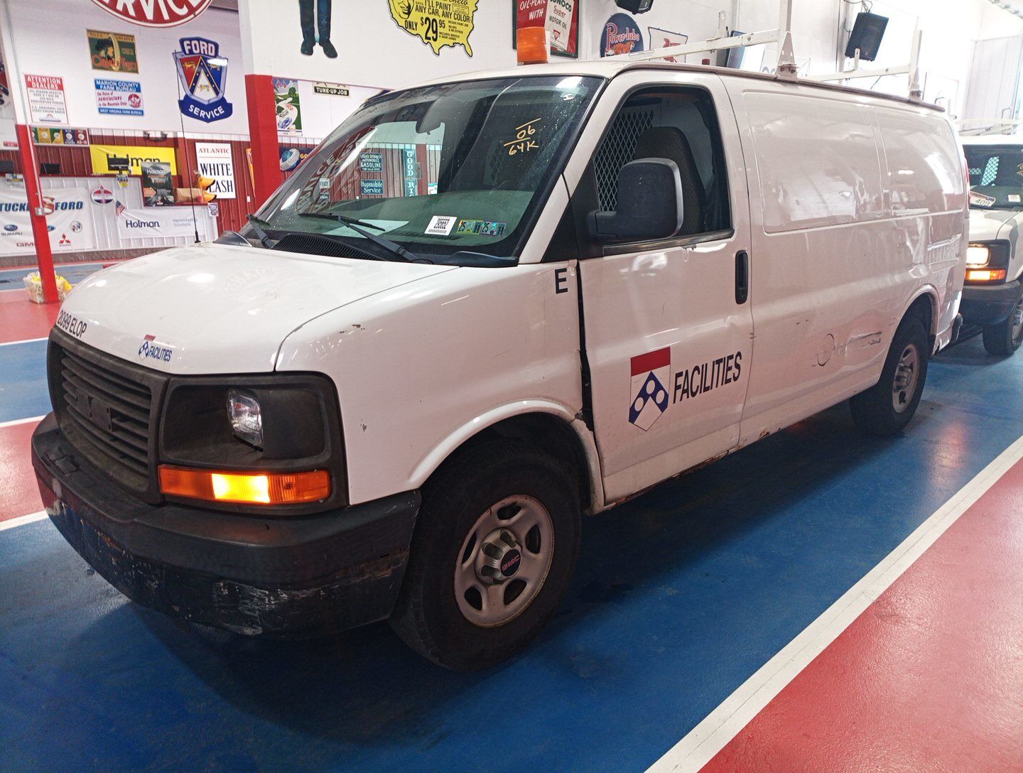 GMC Savana
