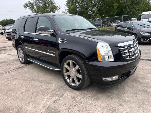 2014 CADILLAC Escalade