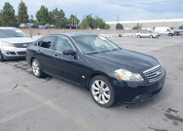 Infiniti M35