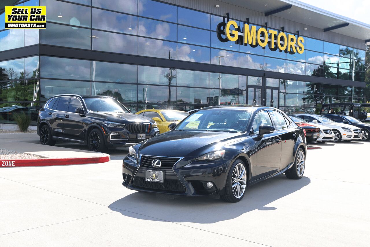 Lexus IS