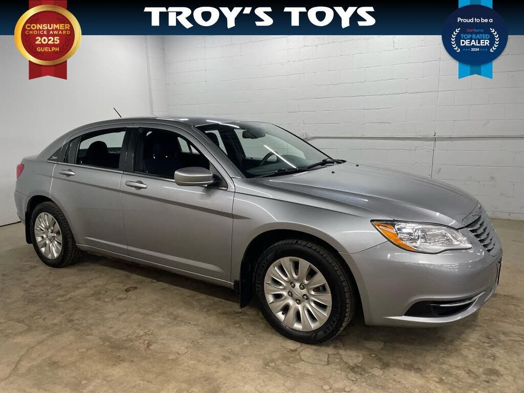 Chrysler 200