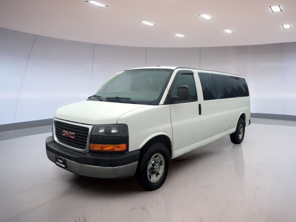 GMC Savana
