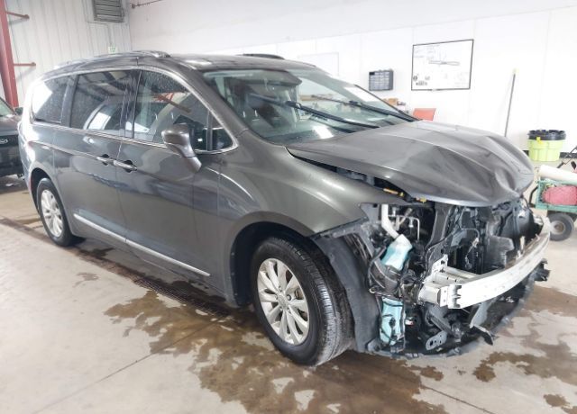 2018 CHRYSLER Pacifica
