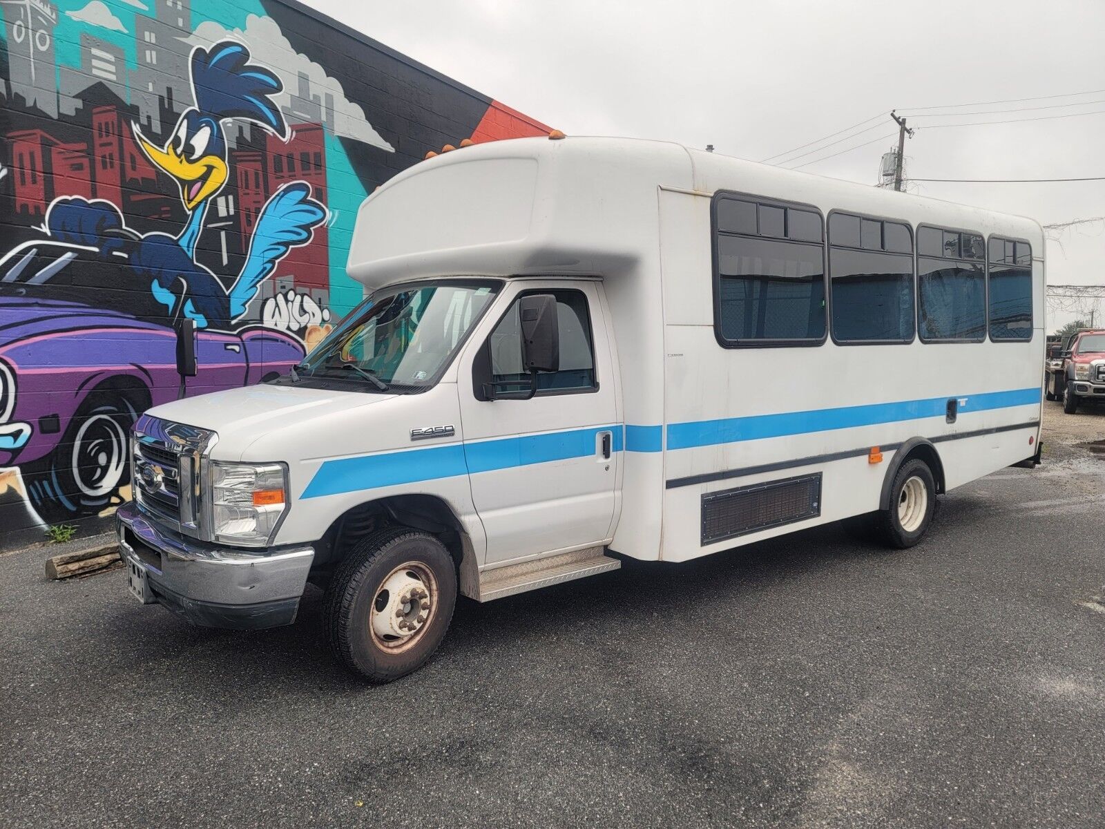 Ford E-450