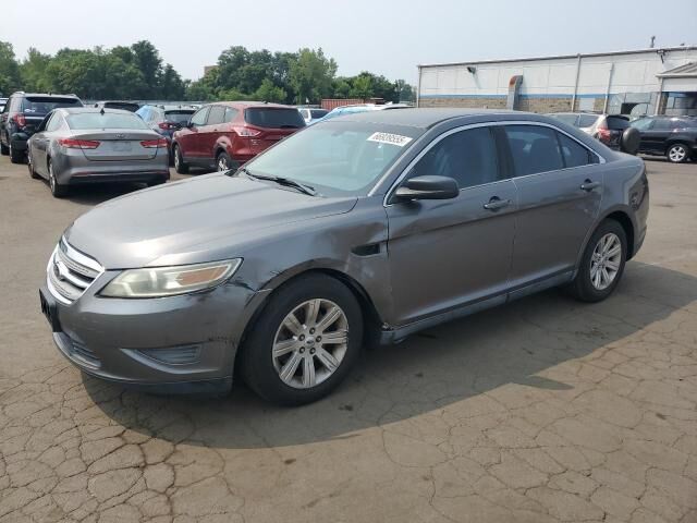 Ford Taurus