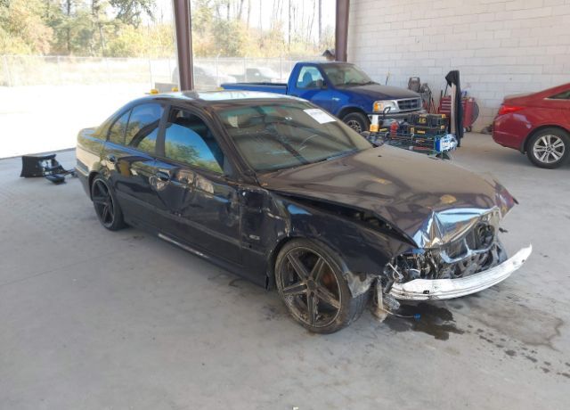 BMW 528i