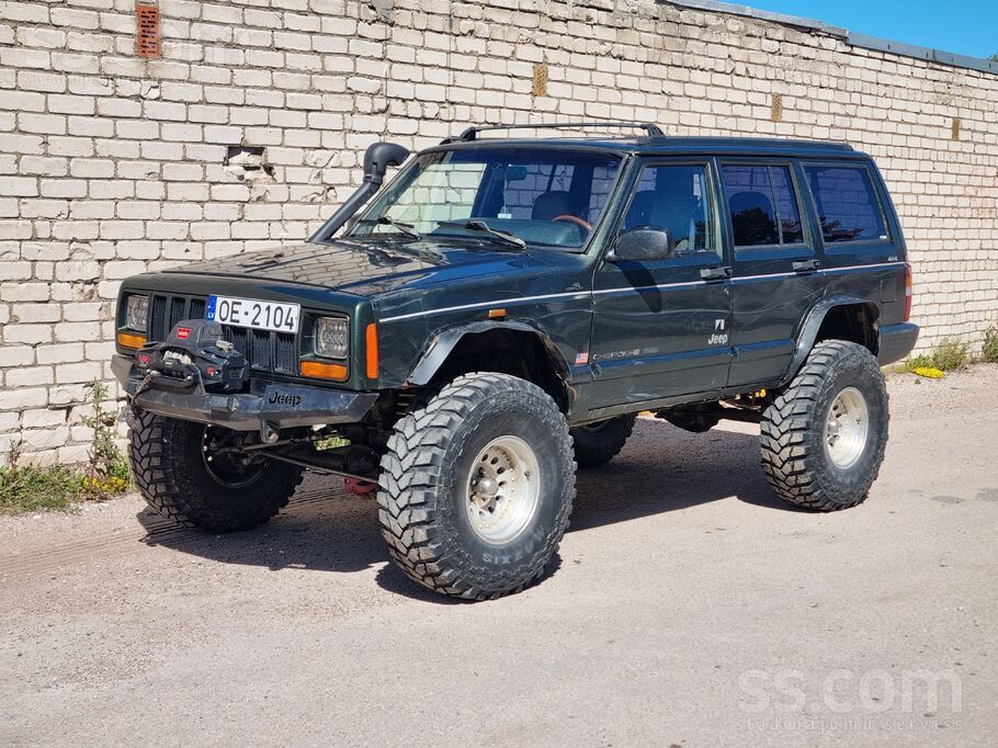 Jeep Cherokee