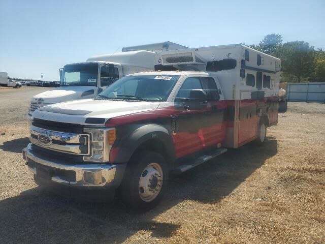 Ford F-550