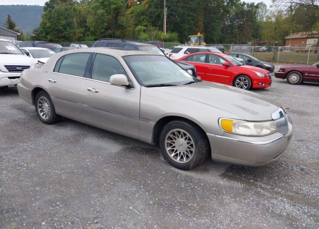 Lincoln Town Car